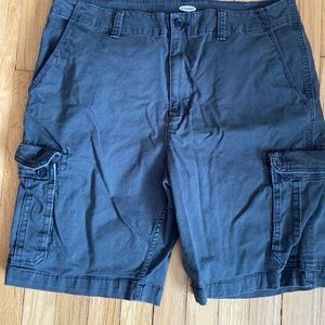 Old Navy Men’s Gray Cargo Shorts Size 36